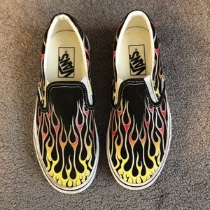 W 6.5 Vans slip on Flames